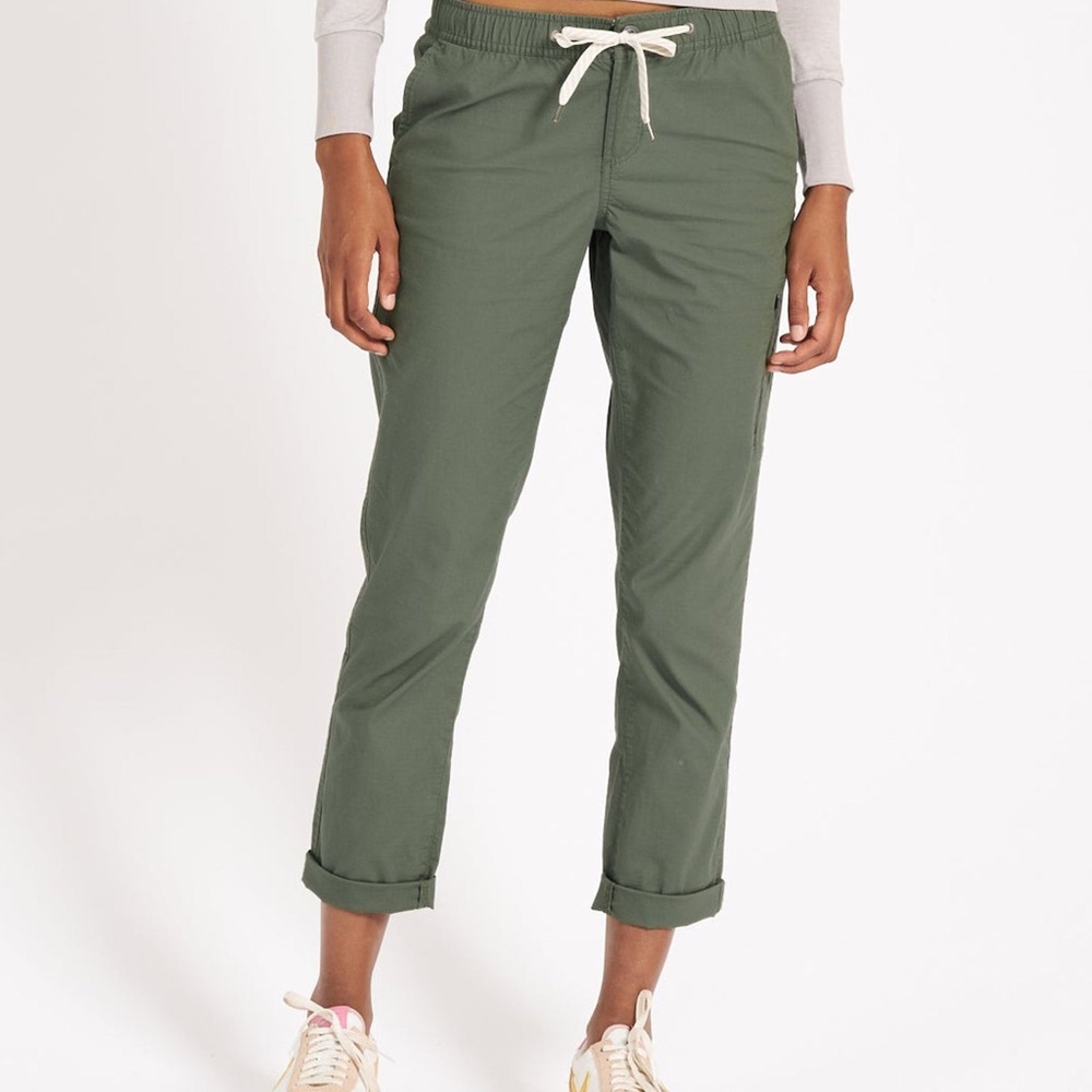 Vuori Women’s Ripstop Olive Pants - Size Small